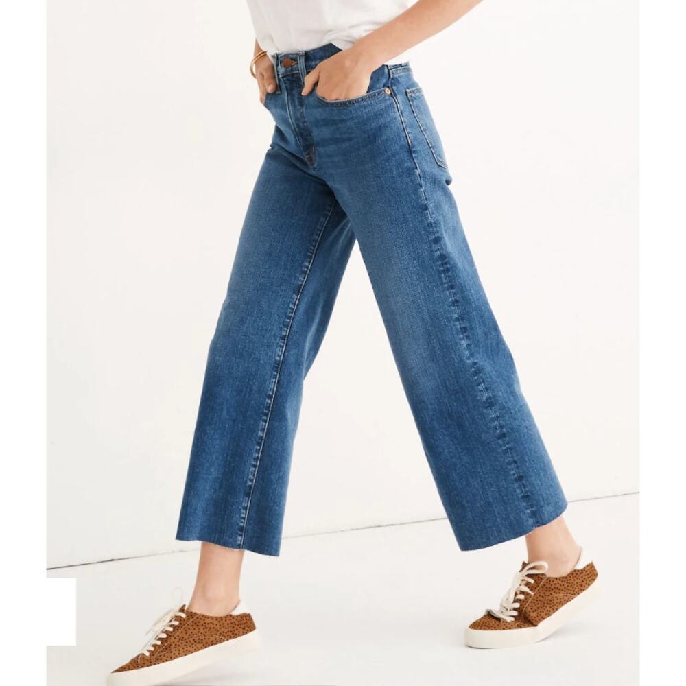 Madewell Slim Wide-Leg Raw-Hem Jeans, Crownridge Wash - Size 25 - Picture 5 of 5